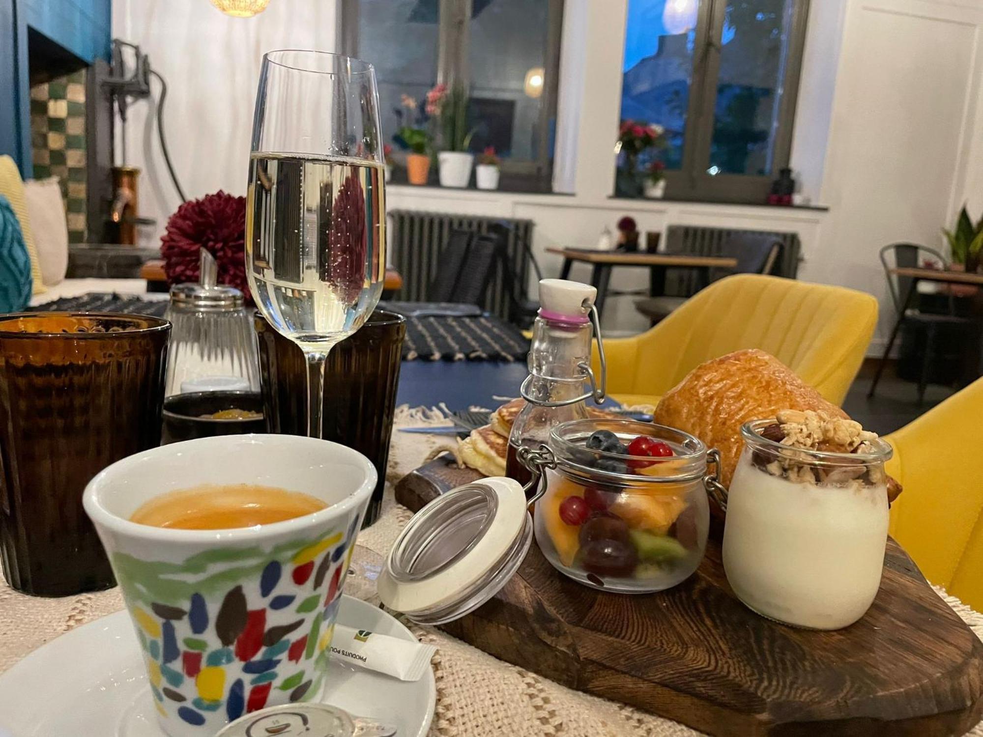 Hotel Le Manoir Marche-en-Famenne Εξωτερικό φωτογραφία