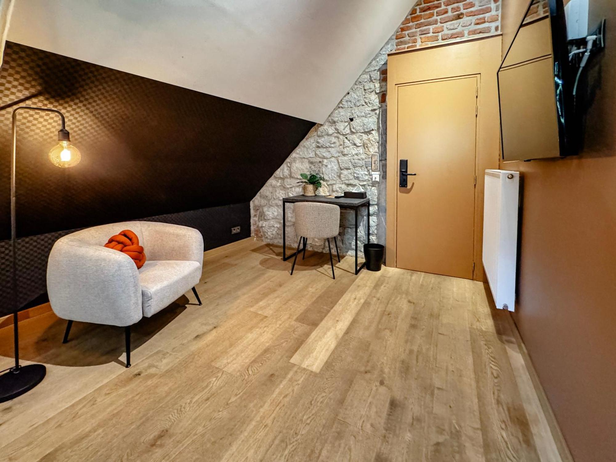 Hotel Le Manoir Marche-en-Famenne Εξωτερικό φωτογραφία